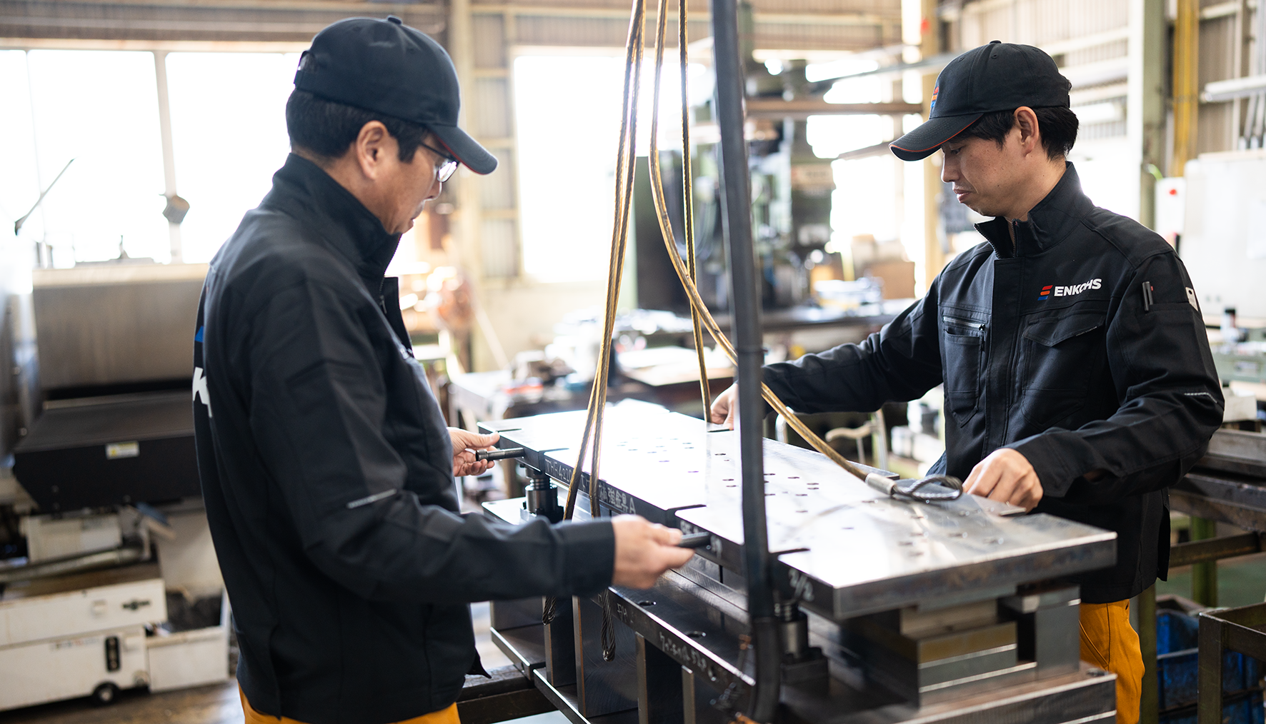 プレス金型・金型部品